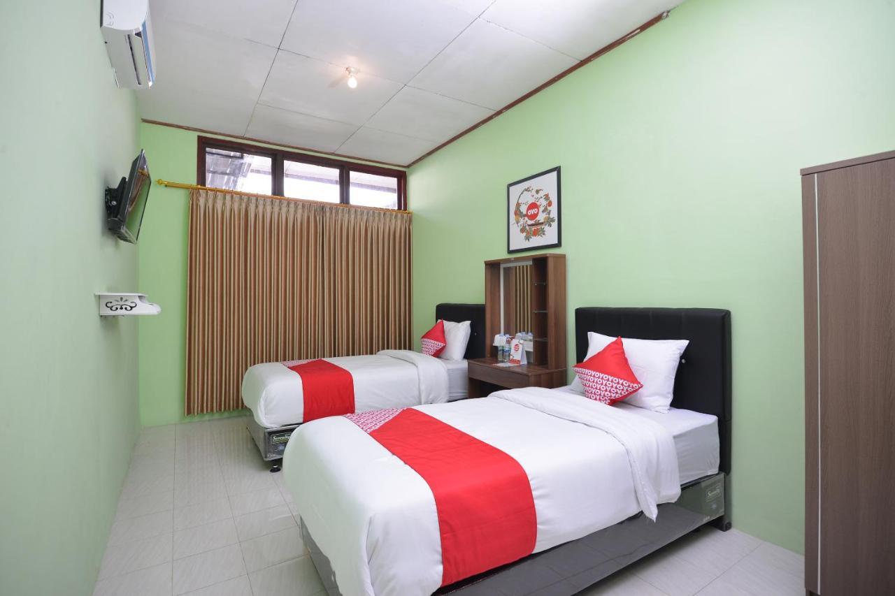 Hotel Super Oyo 1046 Omah Pathok Jogyakarta Zewnętrze zdjęcie