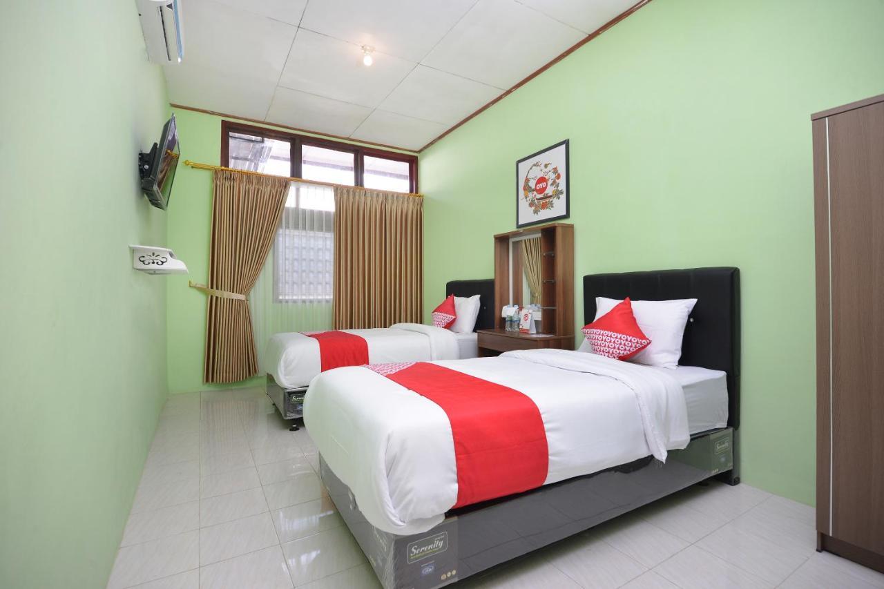 Hotel Super Oyo 1046 Omah Pathok Jogyakarta Zewnętrze zdjęcie