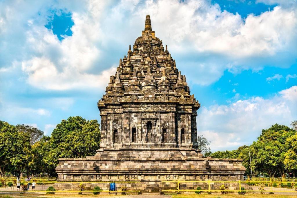 Hotel Super Oyo 1046 Omah Pathok Jogyakarta Zewnętrze zdjęcie