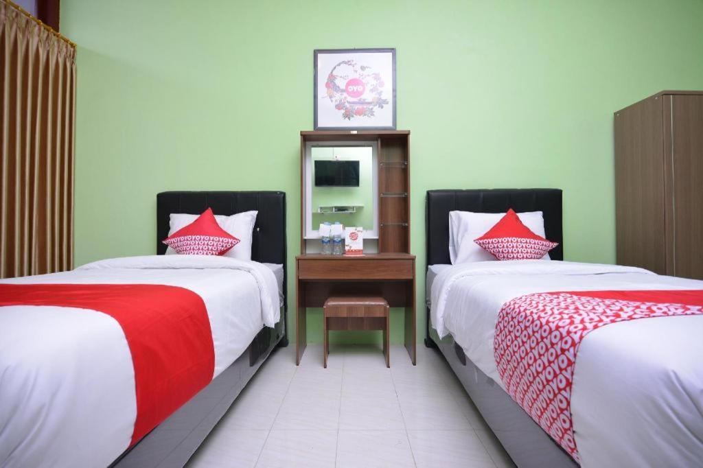 Hotel Super Oyo 1046 Omah Pathok Jogyakarta Zewnętrze zdjęcie