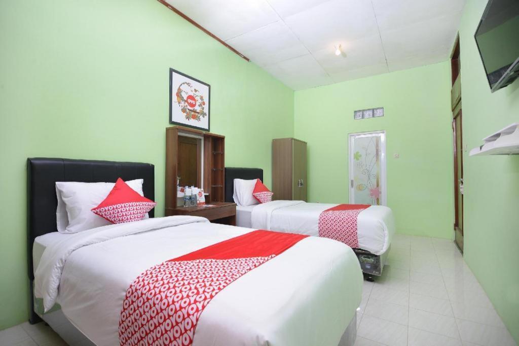 Hotel Super Oyo 1046 Omah Pathok Jogyakarta Zewnętrze zdjęcie