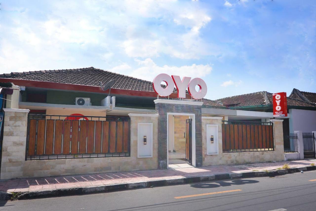 Hotel Super Oyo 1046 Omah Pathok Jogyakarta Zewnętrze zdjęcie