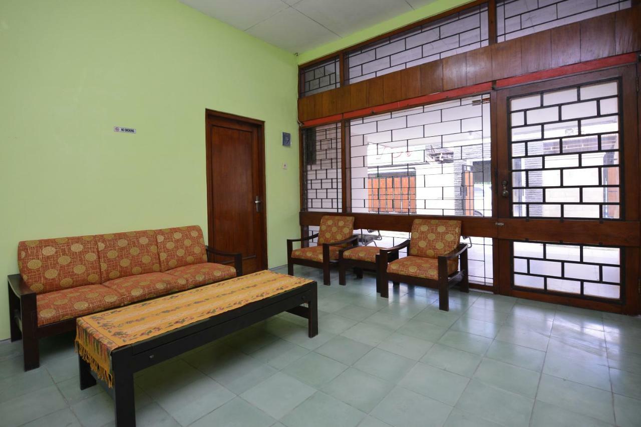 Hotel Super Oyo 1046 Omah Pathok Jogyakarta Zewnętrze zdjęcie